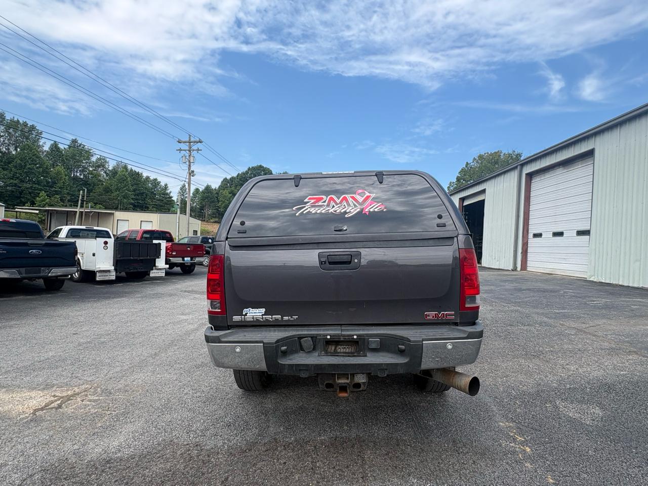 GMC Sierra 2500HD 4WD Crew Cab 153.7" SLT 2011