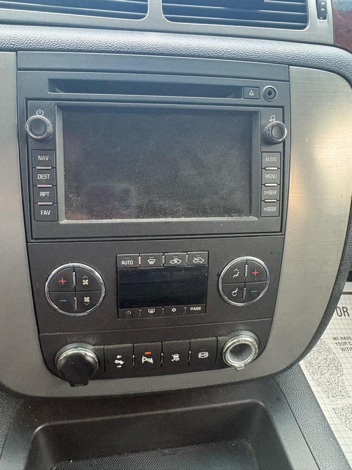 GMC Sierra 2500HD 4WD Crew Cab 153.7" SLT 2011