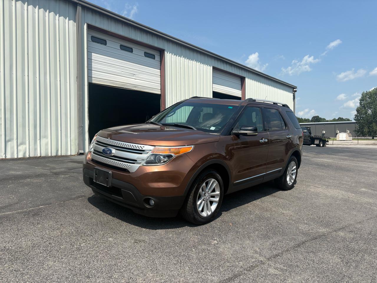 Ford Explorer 4WD 4dr XLT 2012