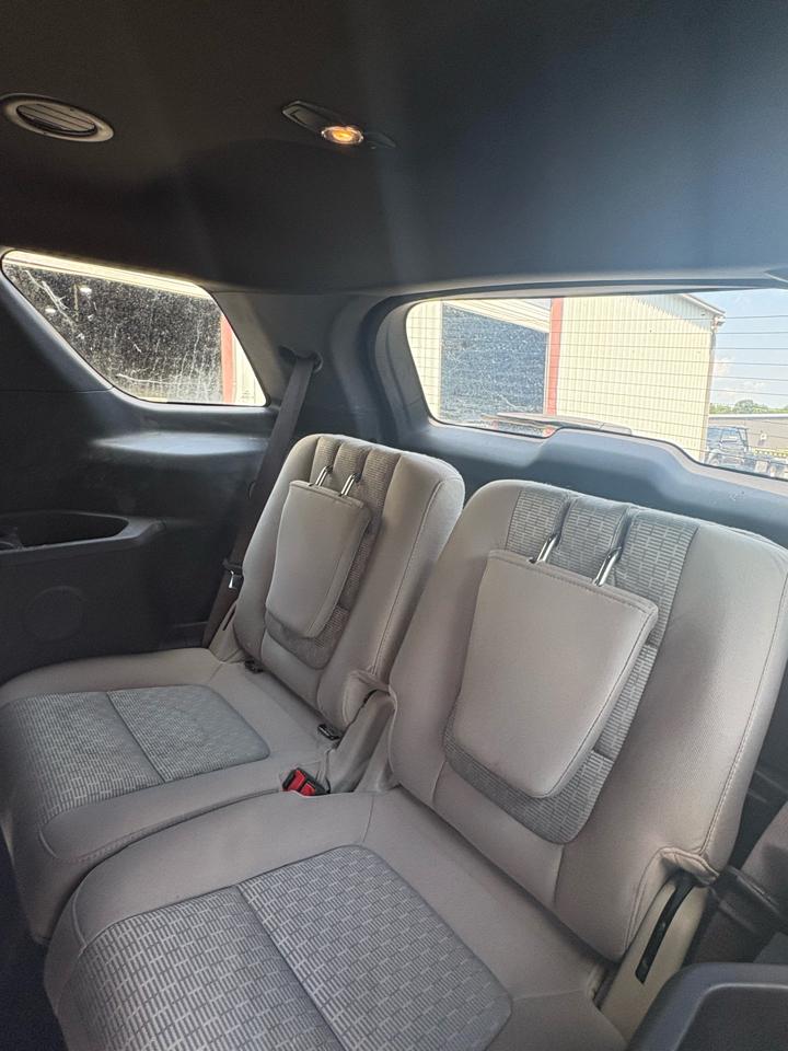 Ford Explorer 4WD 4dr XLT 2012