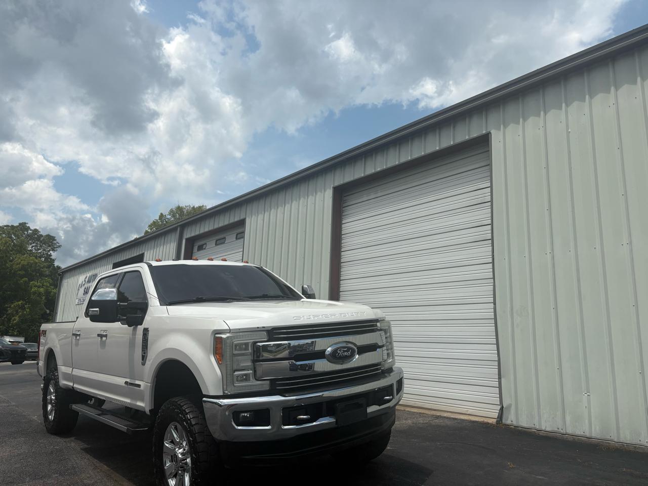 Ford Super Duty F-250 SRW Lariat 4WD Crew Cab 6.75' Box 2018