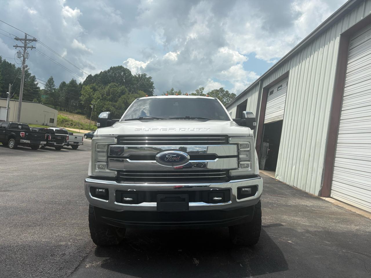 Ford Super Duty F-250 SRW Lariat 4WD Crew Cab 6.75' Box 2018