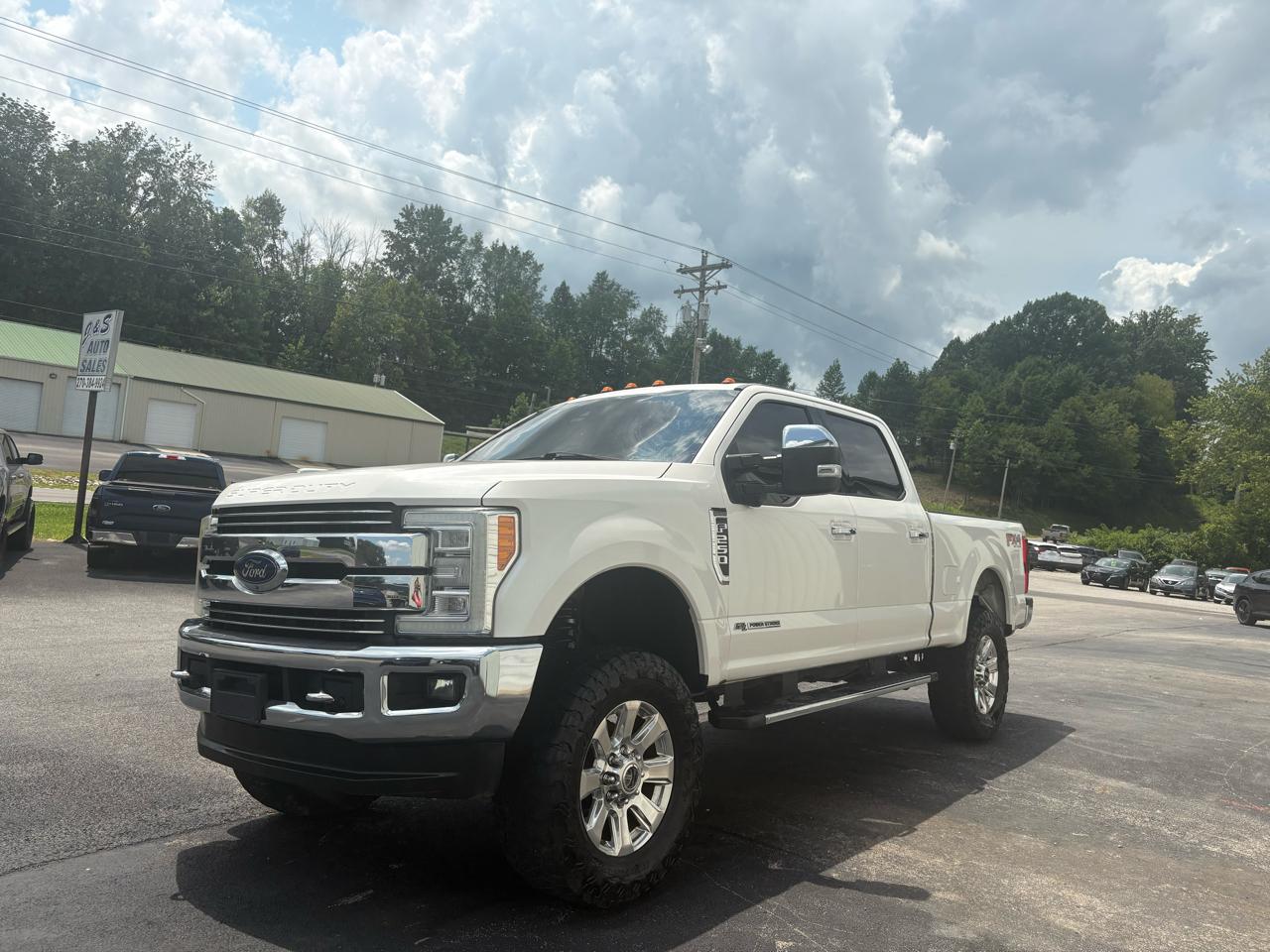 Ford Super Duty F-250 SRW Lariat 4WD Crew Cab 6.75' Box 2018