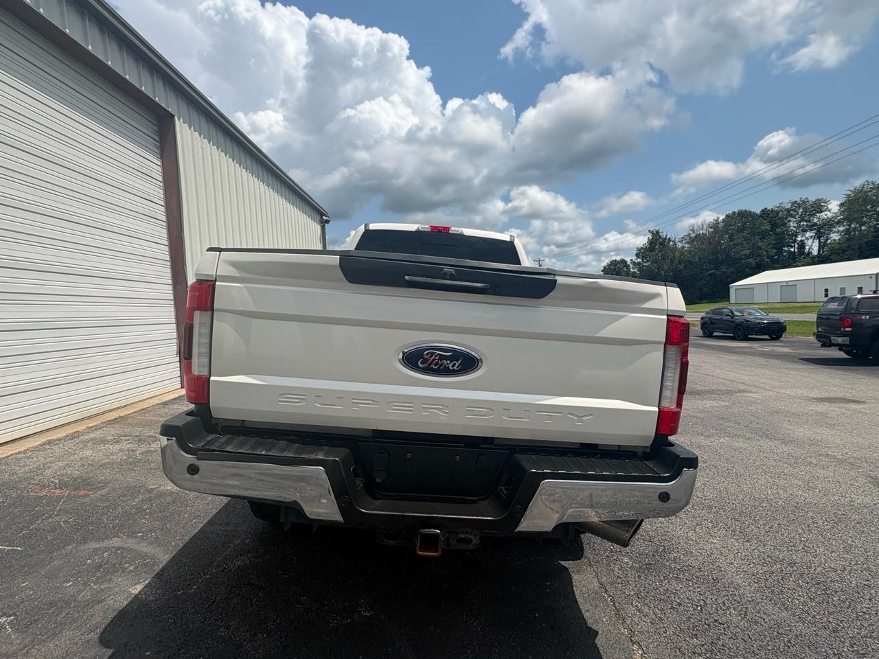 Ford Super Duty F-250 SRW Lariat 4WD Crew Cab 6.75' Box 2018