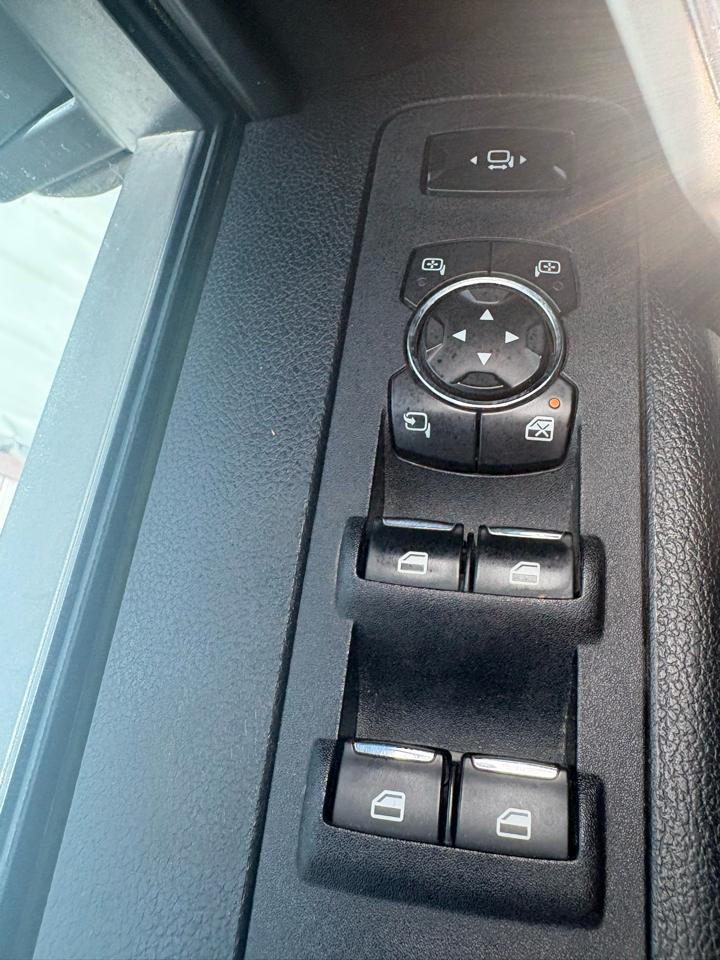 Ford Super Duty F-250 SRW Lariat 4WD Crew Cab 6.75' Box 2018