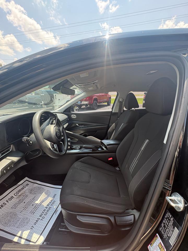 Hyundai Elantra SEL IVT 2023