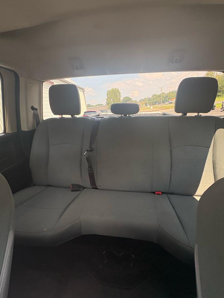 RAM 2500 Tradesman 4x4 Crew Cab 8' Box 2018