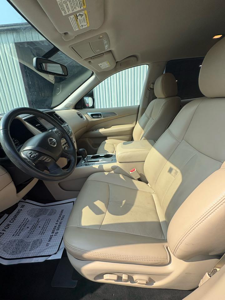 Nissan Pathfinder FWD SL 2017