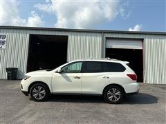 2017 Nissan Pathfinder 