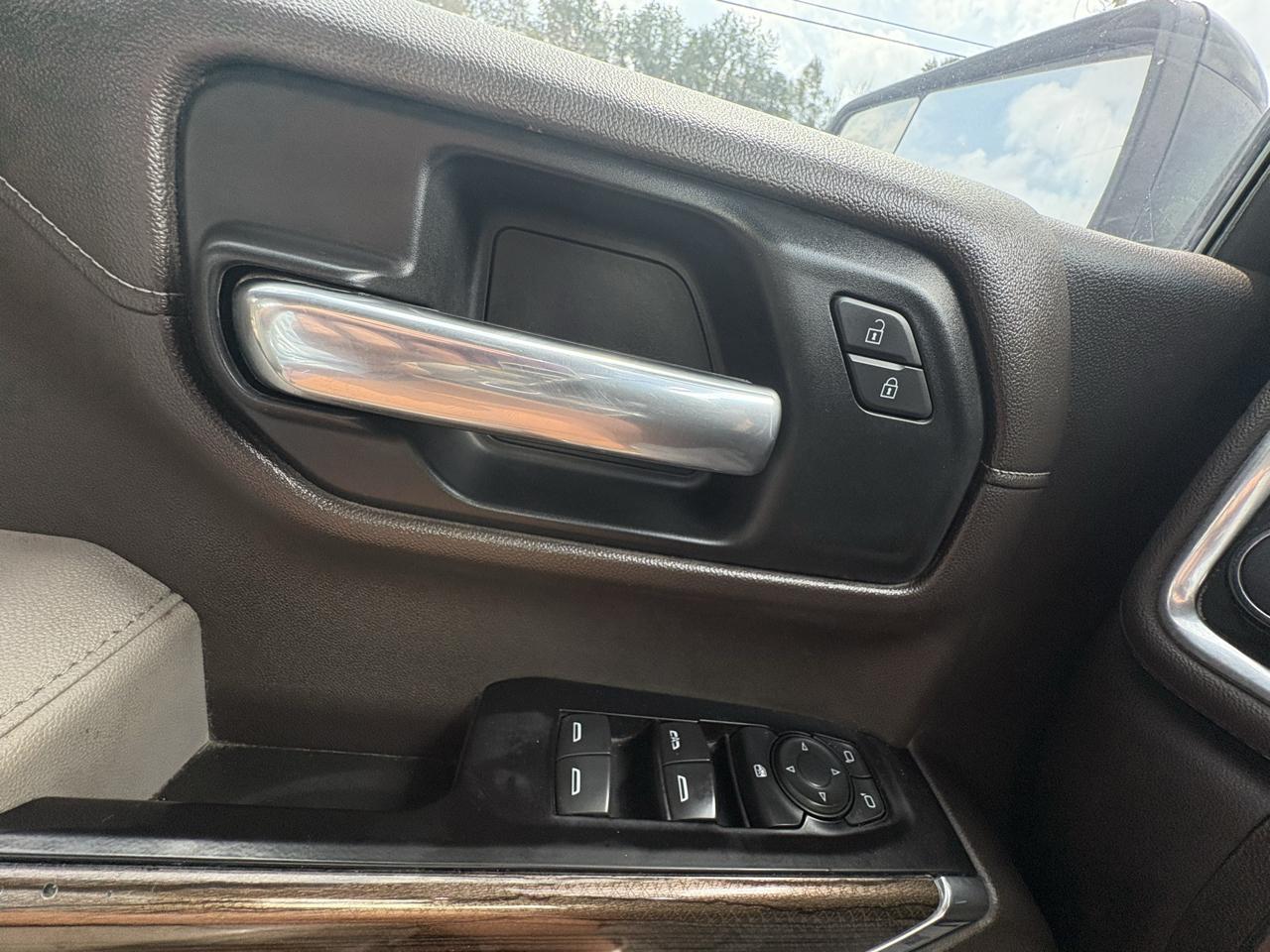 Chevrolet Silverado 1500 4WD Crew Cab 147" LT Trail Boss 2019