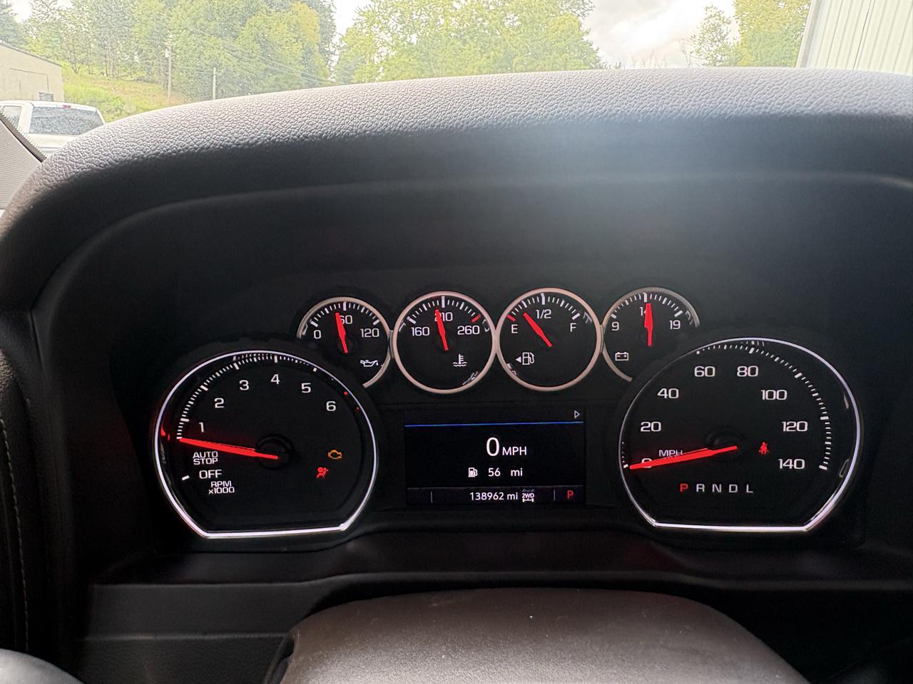 Chevrolet Silverado 1500 4WD Crew Cab 147" LT Trail Boss 2019