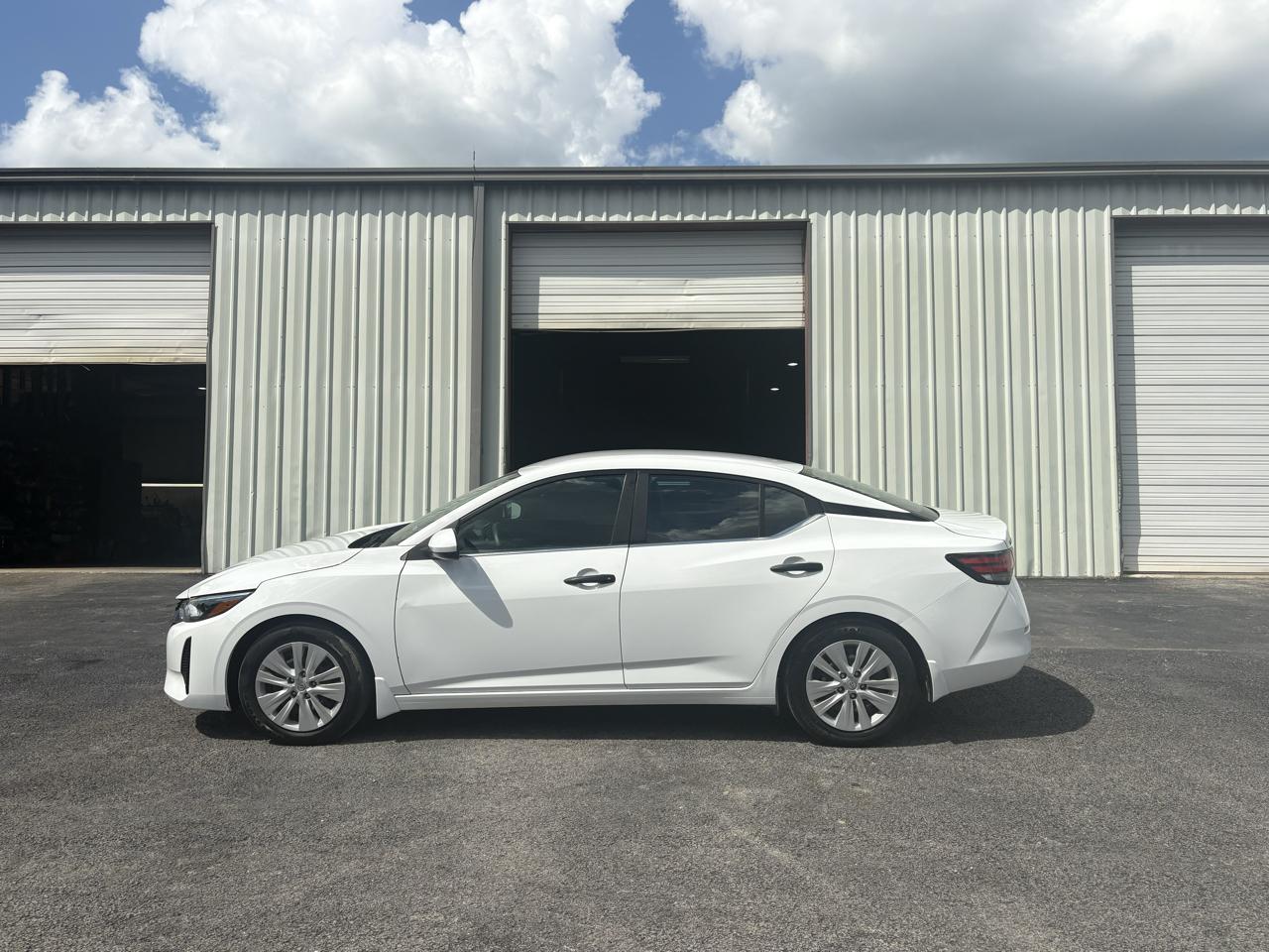 Nissan Sentra S CVT 2024