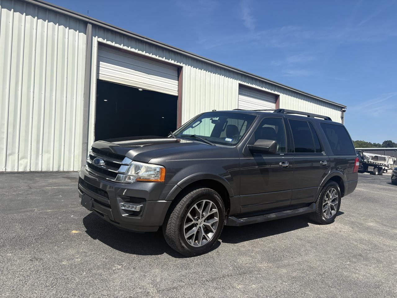 Ford Expedition XLT 2WD 2016