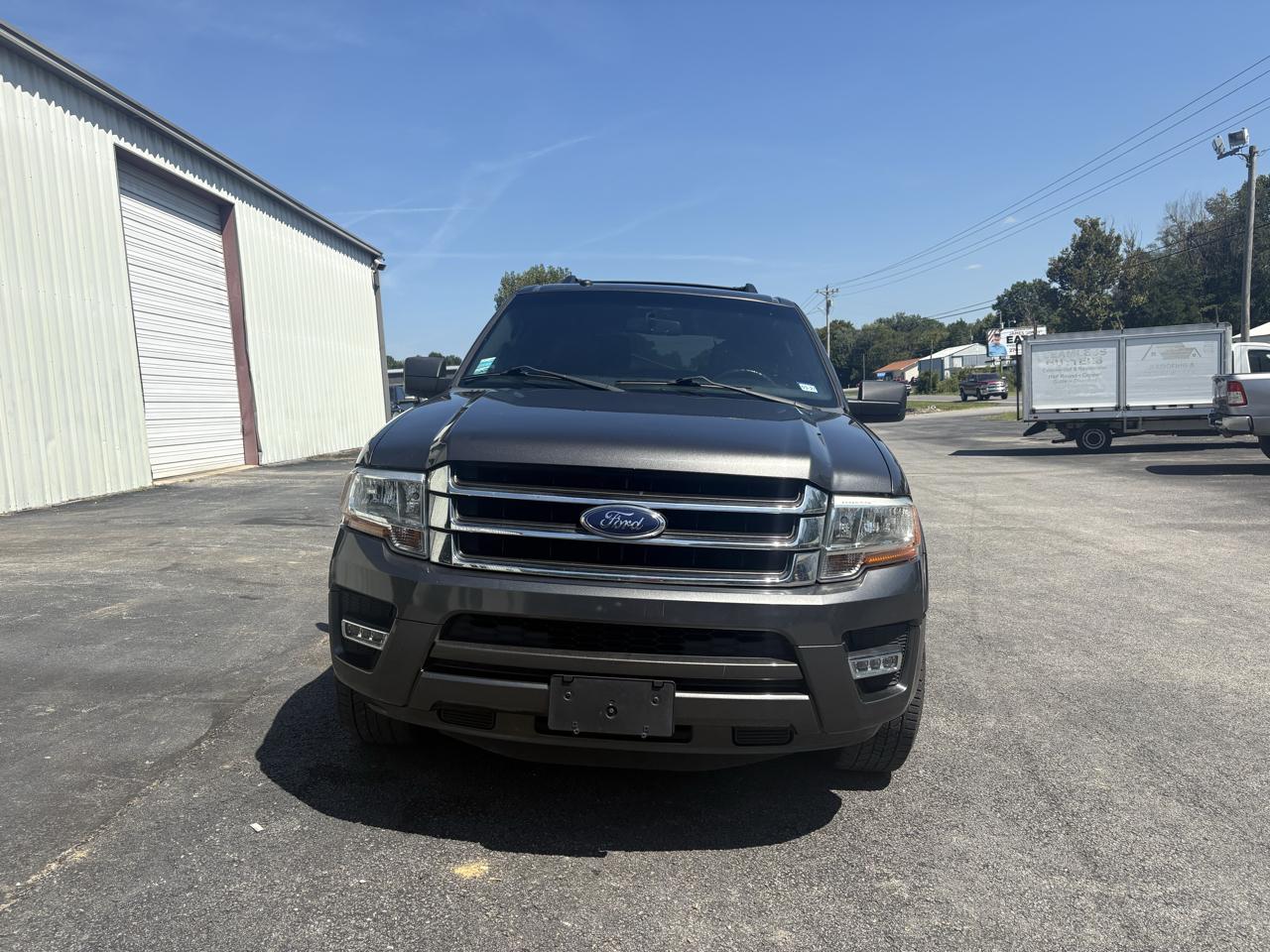 Ford Expedition XLT 2WD 2016