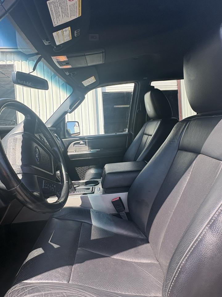 Ford Expedition XLT 2WD 2016