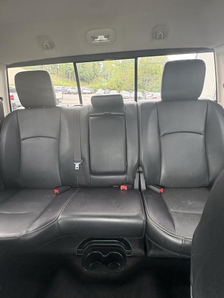 RAM 1500 Laramie 4x4 Crew Cab 5'7" Box 2017