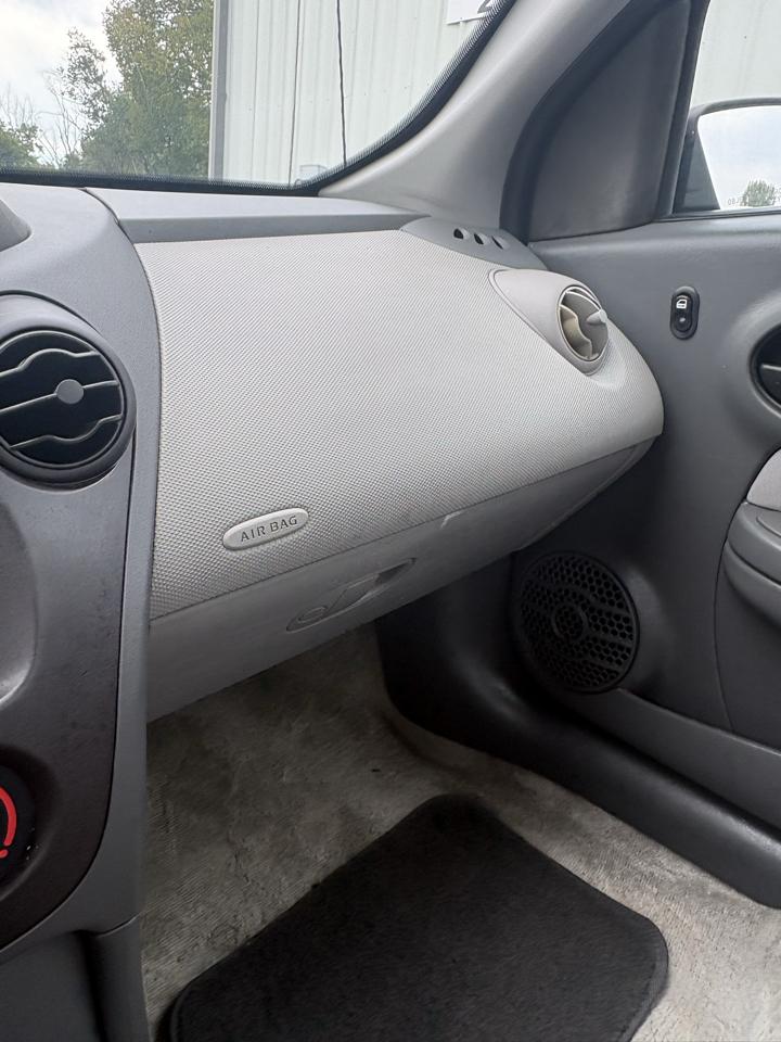 Saturn ION ION 2 4dr Sdn Auto 2003