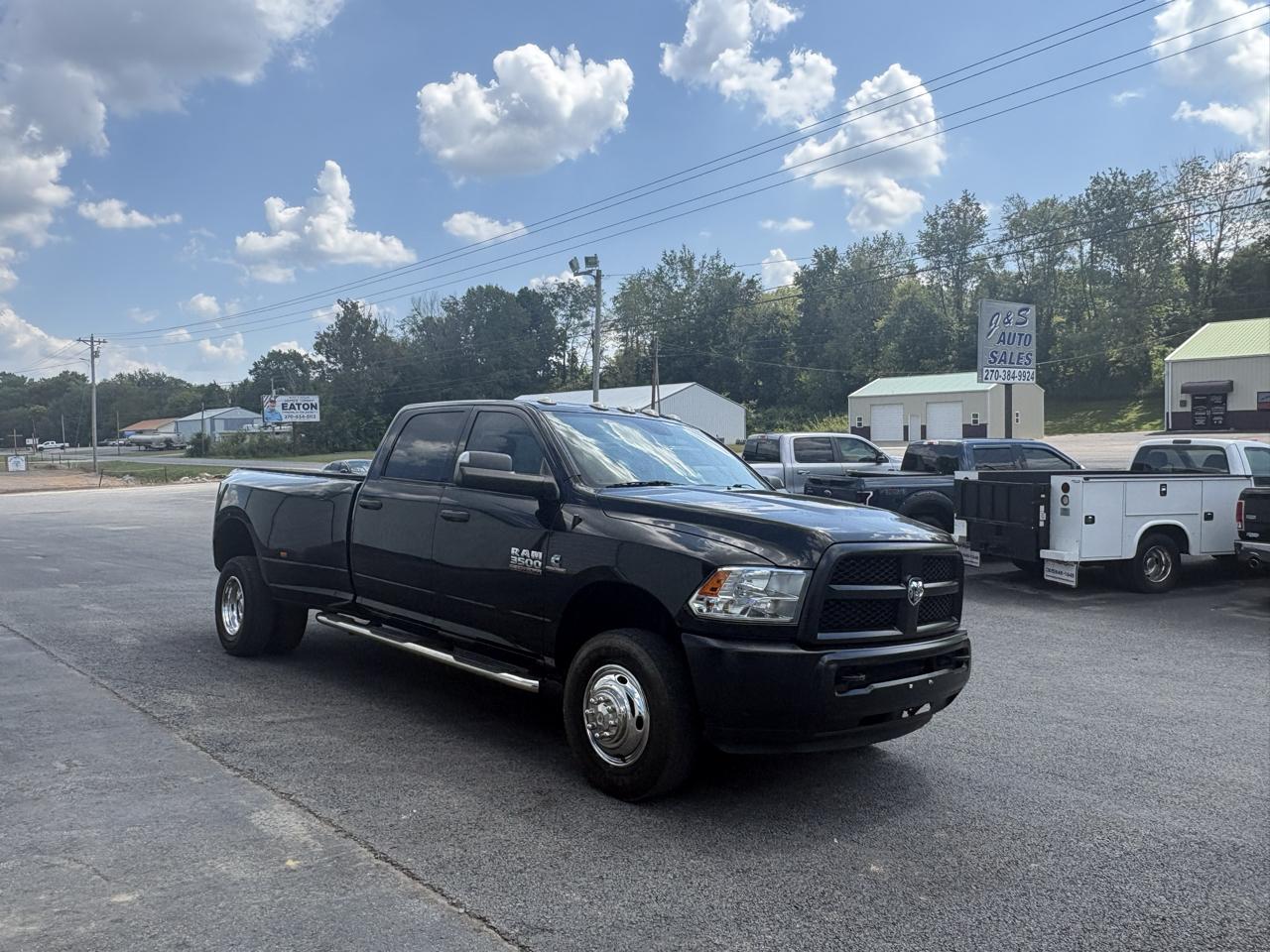 RAM 3500 Tradesman 4x4 Crew Cab 8' Box 2018