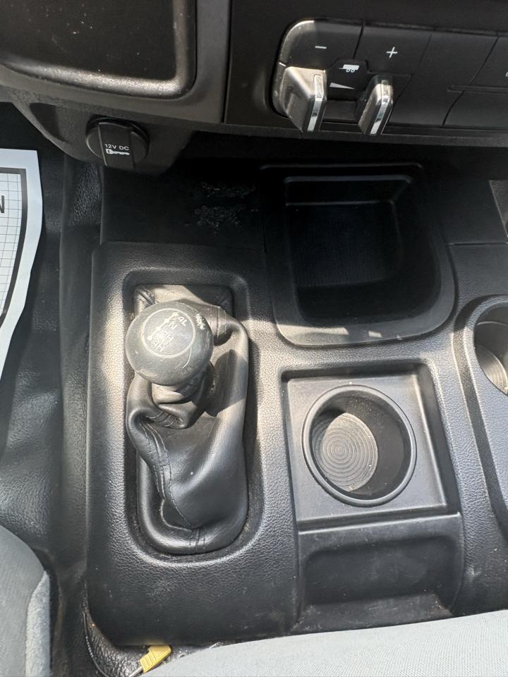 RAM 3500 Tradesman 4x4 Crew Cab 8' Box 2018