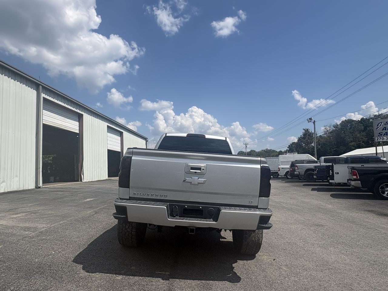 Chevrolet Silverado 1500 4WD Crew Cab 143.5" LT w/2LT 2017