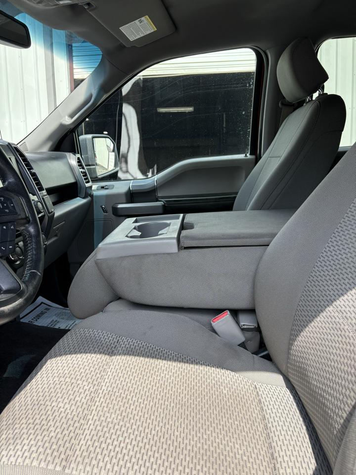 Ford F-150 XLT 4WD 2016