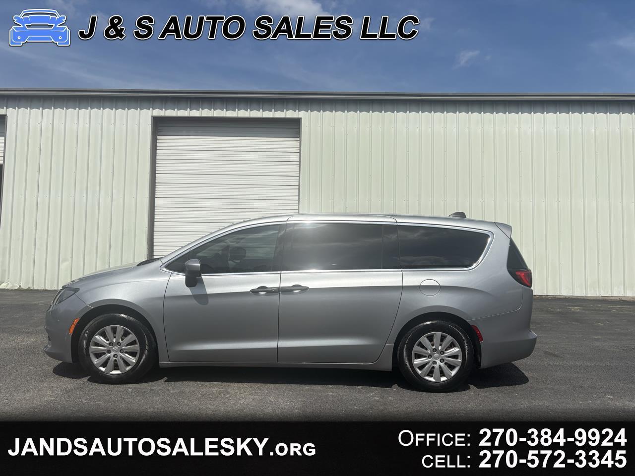 Chrysler Voyager L FWD 2021