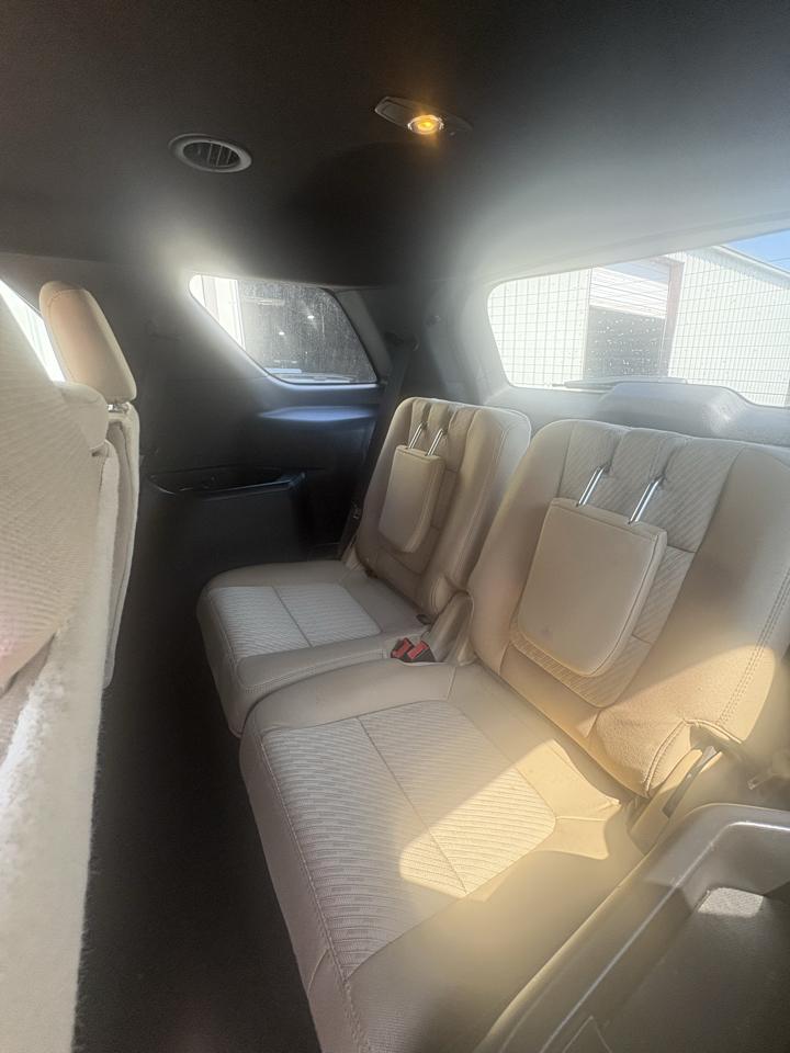 Ford Explorer Base 4WD 2017