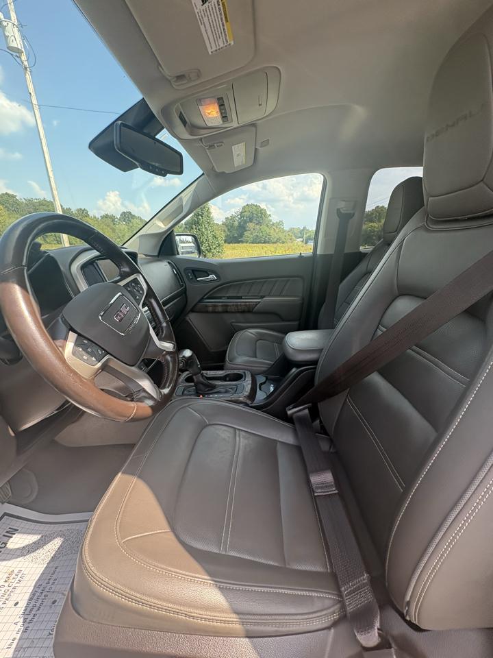 GMC Canyon 4WD Crew Cab 128" Denali 2021