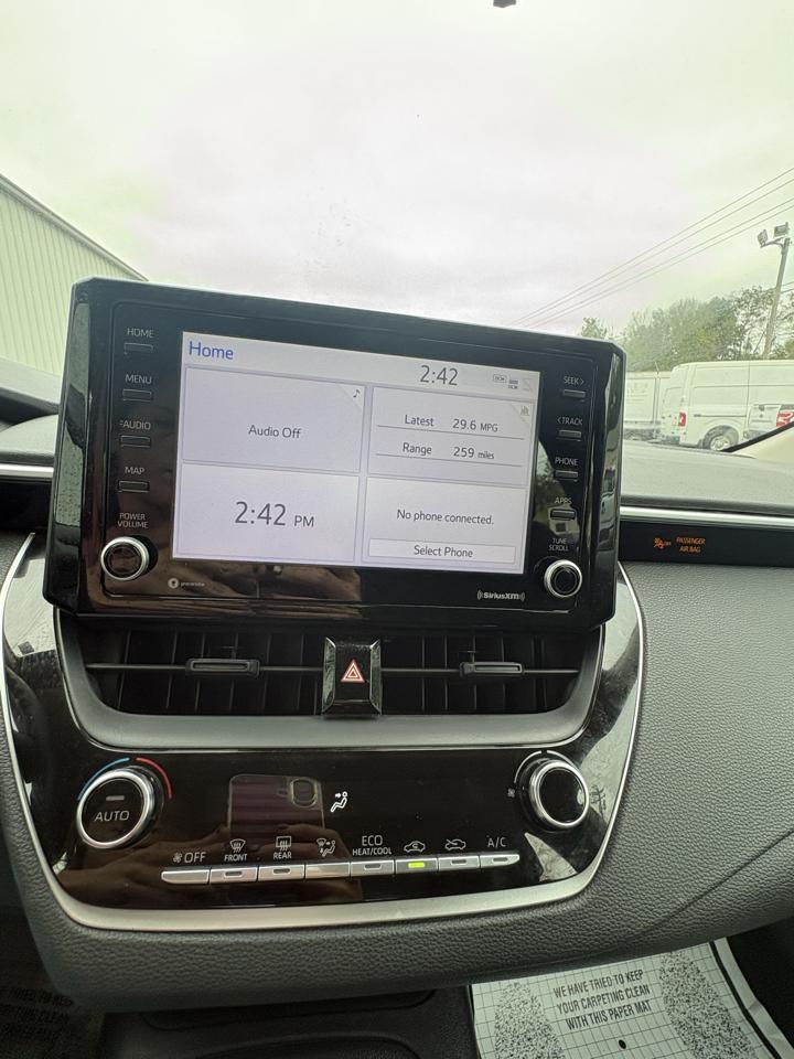 Toyota Corolla LE CVT (Natl) 2022