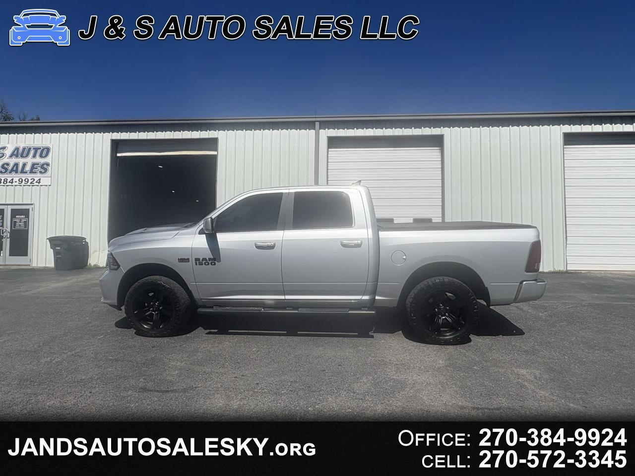 RAM 1500 4WD Crew Cab 140.5" SLT 2017