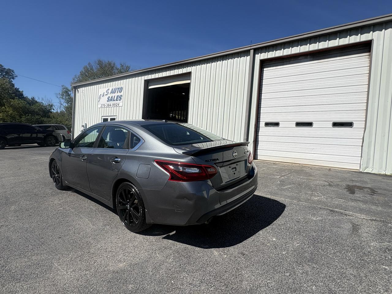 Nissan Altima 2.5 SR Sedan 2018