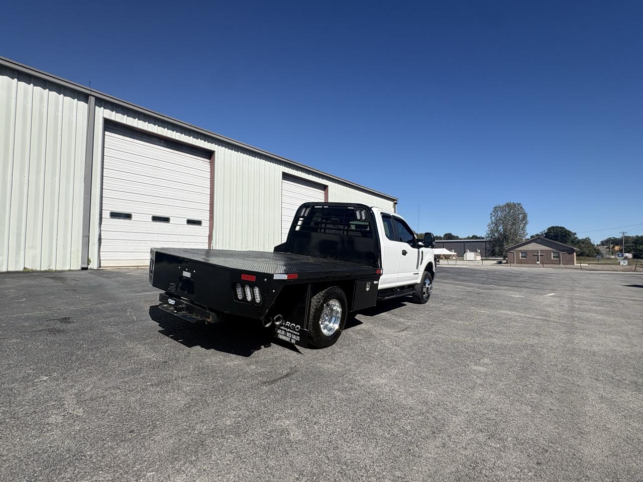 Ford Super Duty F-350 DRW 4WD SuperCab 158" XL 2018