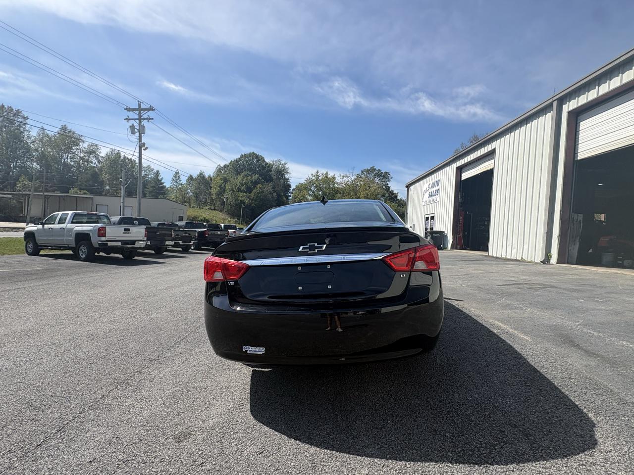 Chevrolet Impala 4dr Sdn LT w/1LT 2017
