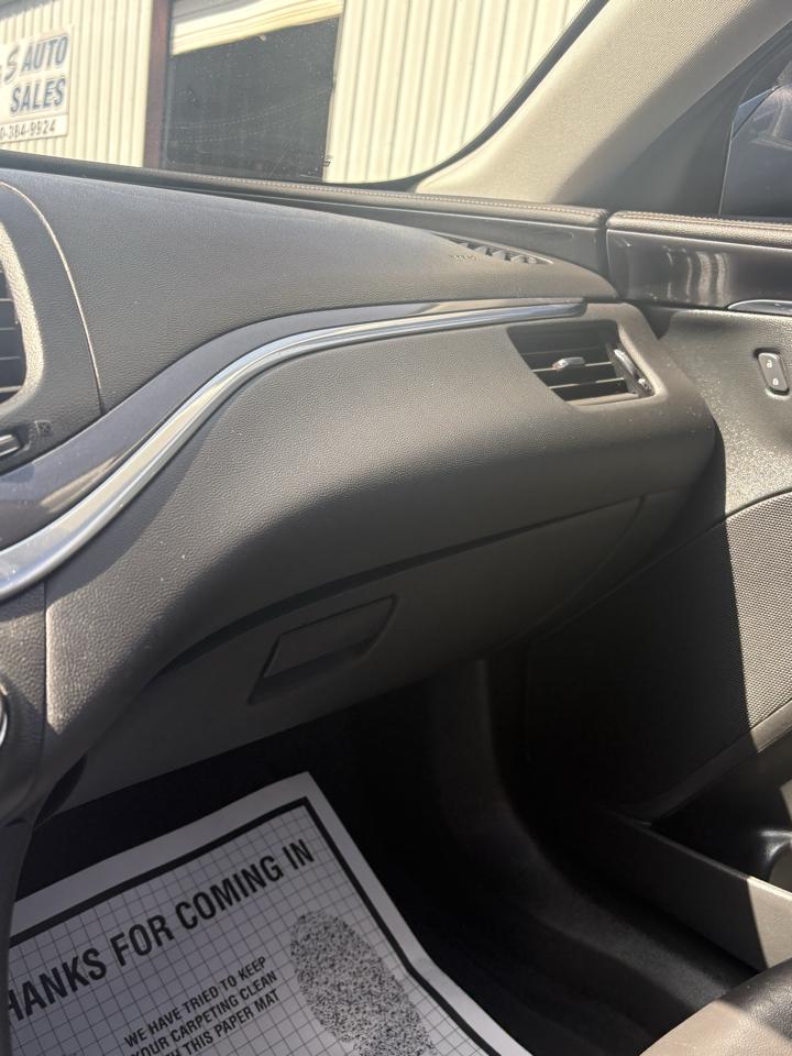 Chevrolet Impala 4dr Sdn LT w/1LT 2017