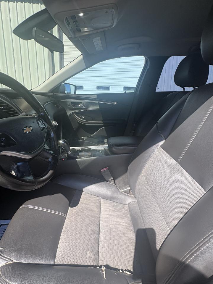 Chevrolet Impala 4dr Sdn LT w/1LT 2019