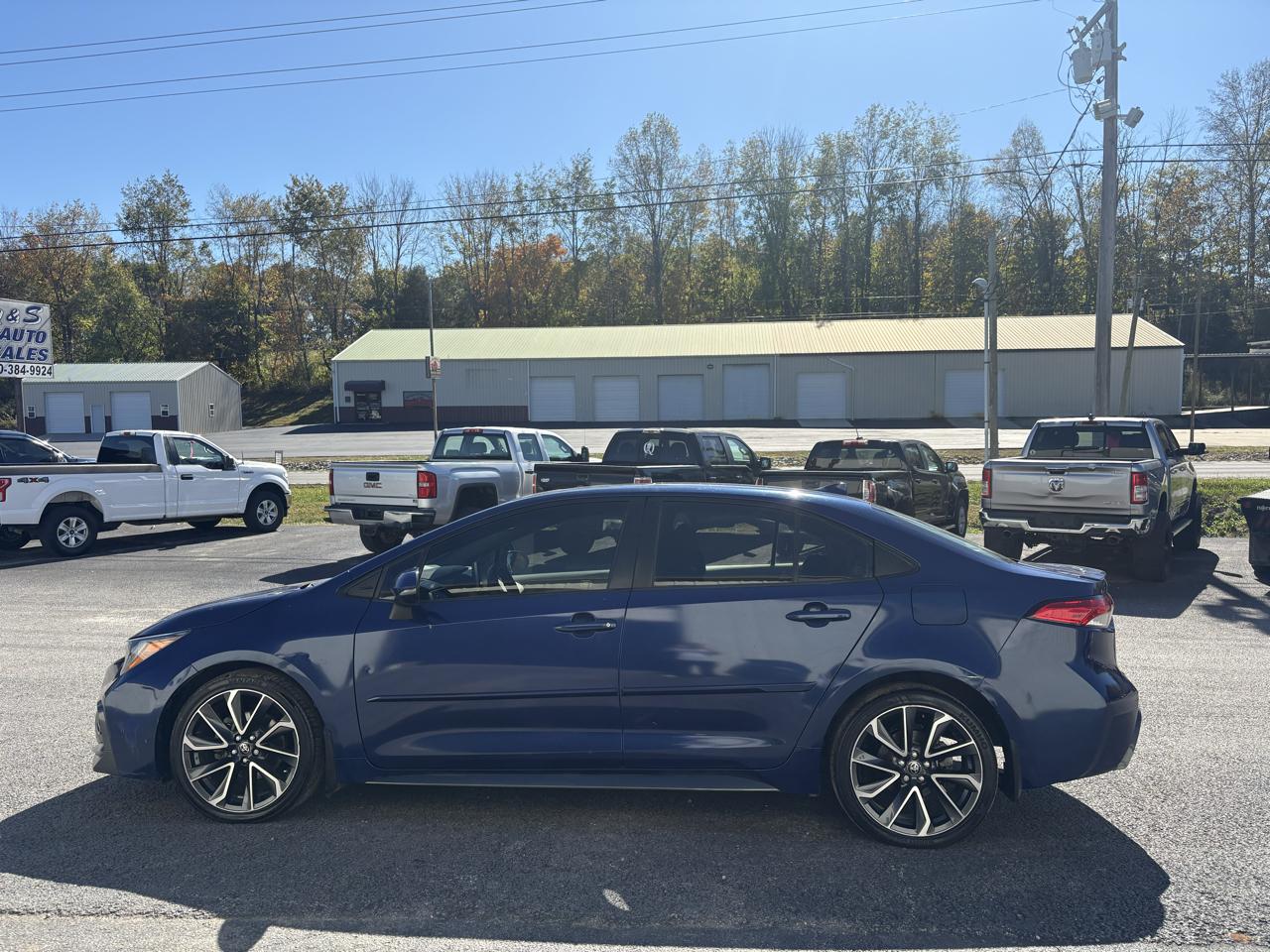 Toyota Corolla SE CVT (Natl) 2020