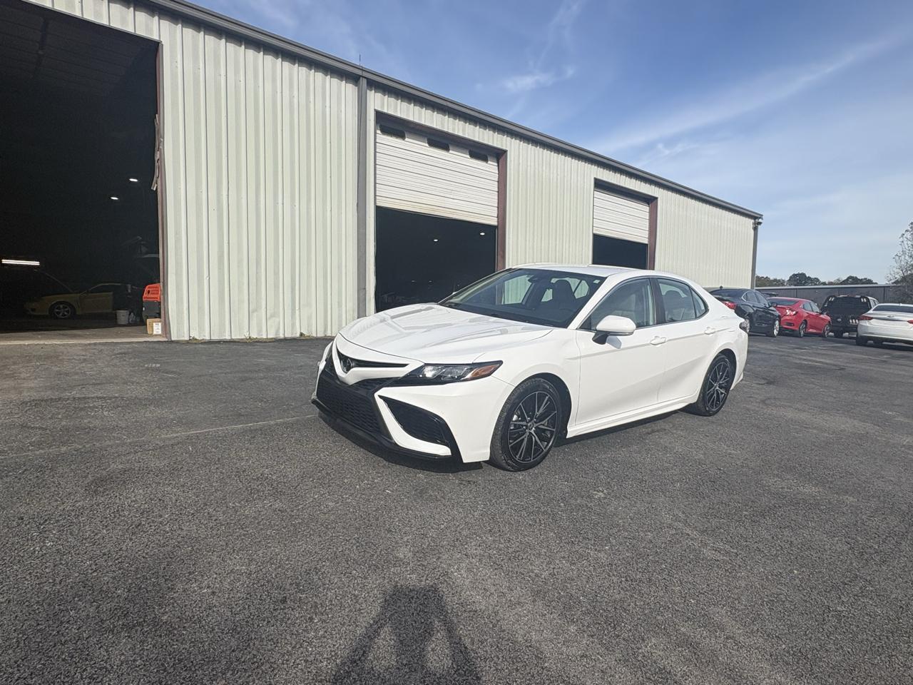 Toyota Camry SE Auto AWD (Natl) 2023