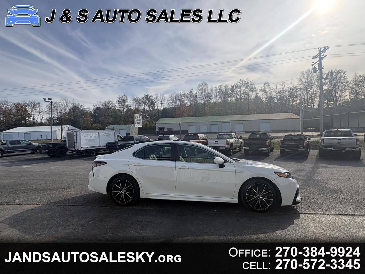 Toyota Camry SE Auto AWD (Natl) 2023