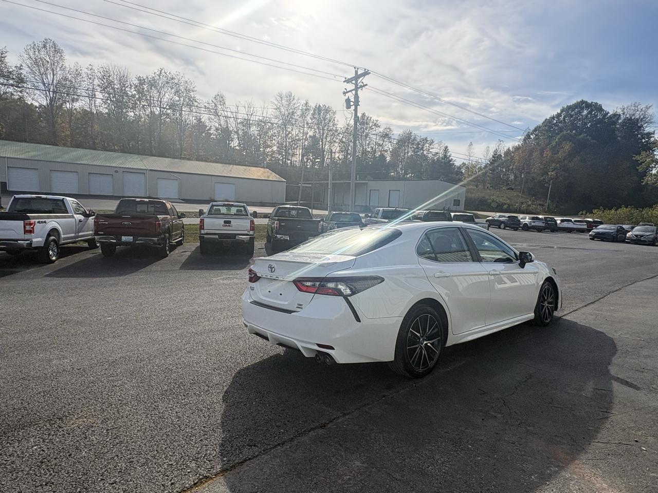 Toyota Camry SE Auto AWD (Natl) 2023