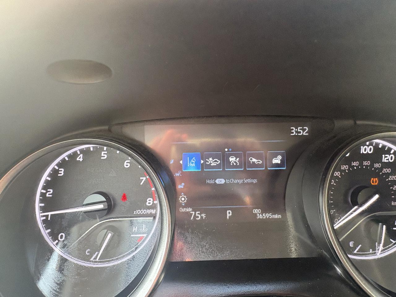Toyota Camry SE Auto AWD (Natl) 2023
