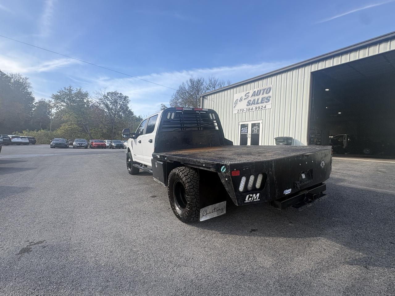 Ford Super Duty F-350 DRW Lariat 4WD Crew Cab 179" WB 60" CA 2019