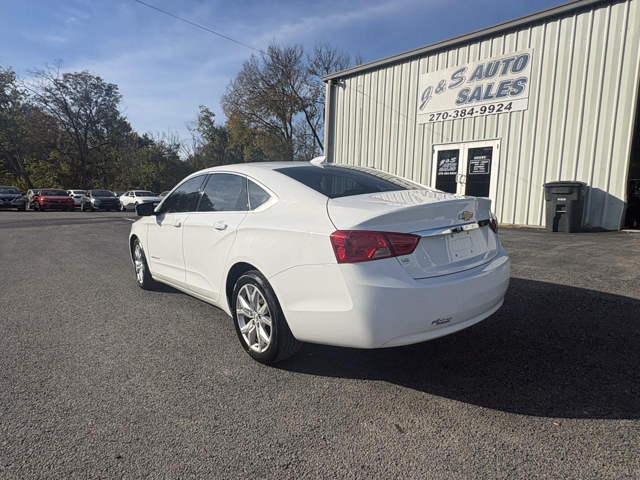 Chevrolet Impala 4dr Sdn LT w/1LT 2020