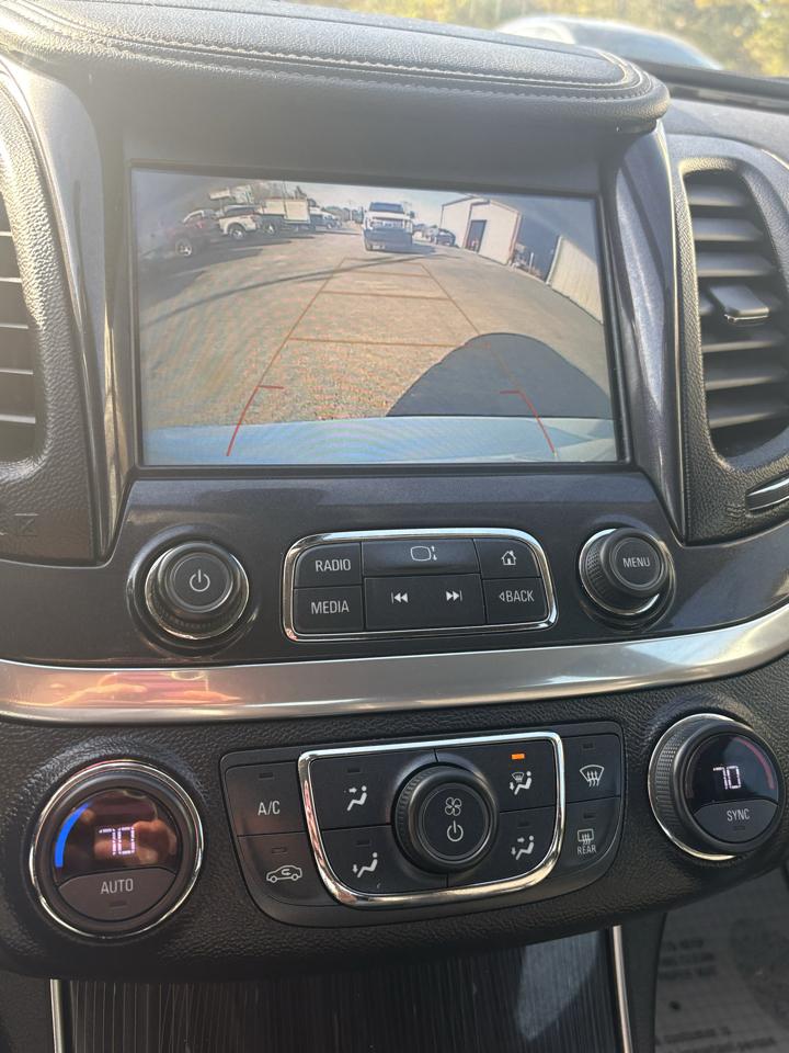 Chevrolet Impala 4dr Sdn LT w/1LT 2020