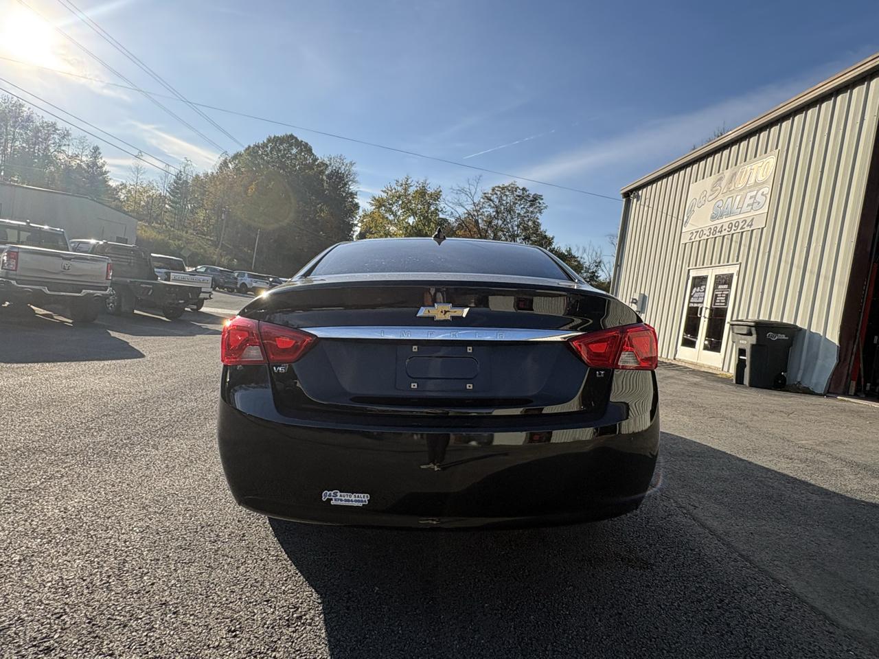 Chevrolet Impala 4dr Sdn LT w/1LT 2018