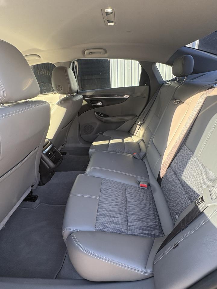 Chevrolet Impala 4dr Sdn LT w/1LT 2018