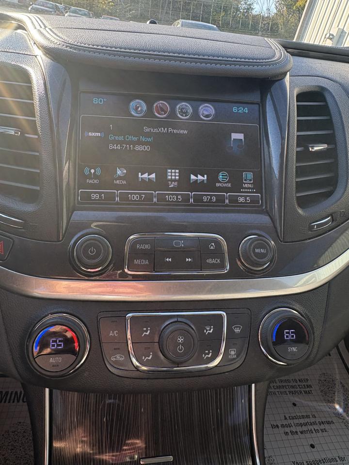 Chevrolet Impala 4dr Sdn LT w/1LT 2018
