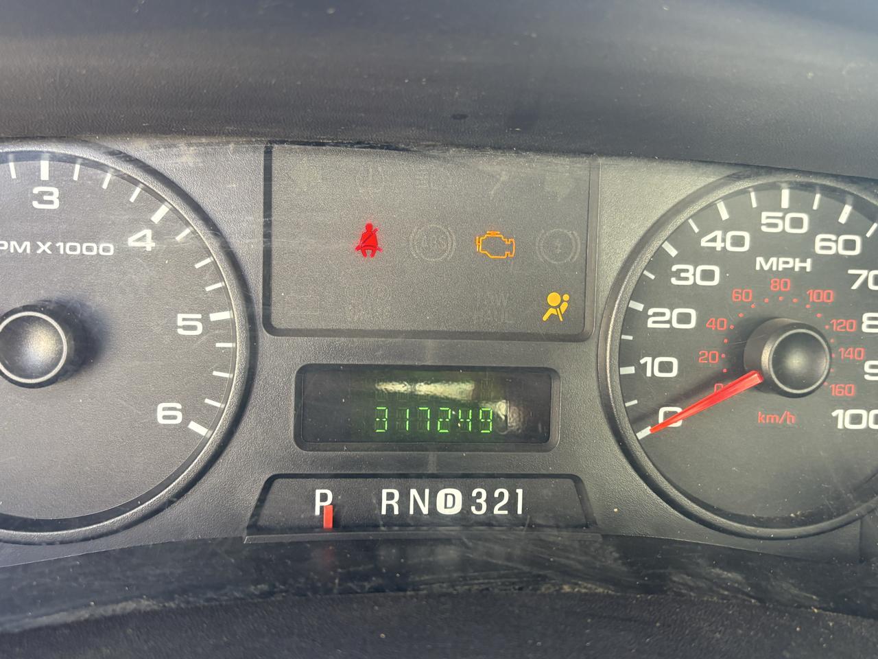 Ford Super Duty F-450 DRW Reg Cab 141" WB 60" CA XLT 2005