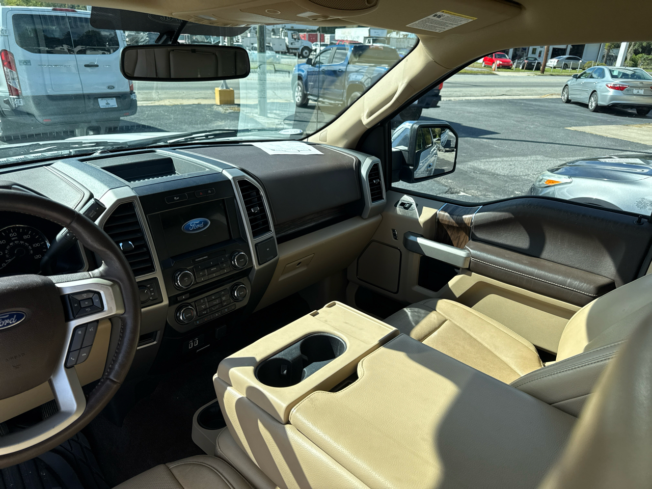 Ford F-150 Lariat SuperCrew 5.5-ft. Bed 4WD 2018 Ford F-150 Lariat SuperCrew 5.5-ft. Bed 4WD 2018