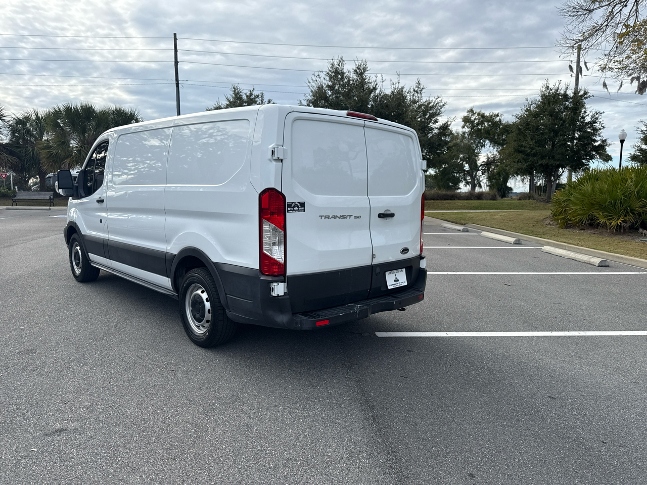 Ford Transit 150 Van Low Roof w/Sliding Pass. 130-in. WB 2019