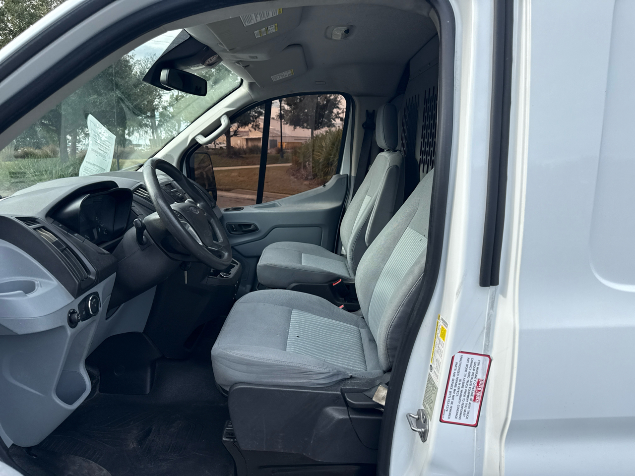 Ford Transit 150 Van Low Roof w/Sliding Pass. 130-in. WB 2019